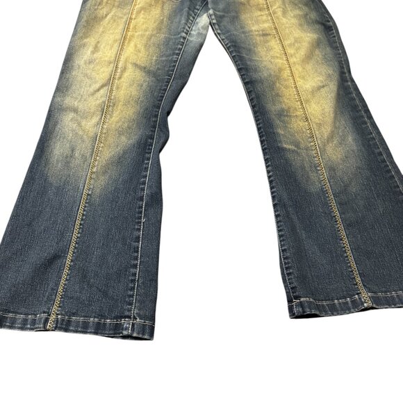 Vintage JouJou Wide-Leg Jeans – Y2K Flared Denim with Riveted Buckle Belt - Picture 3 of 6